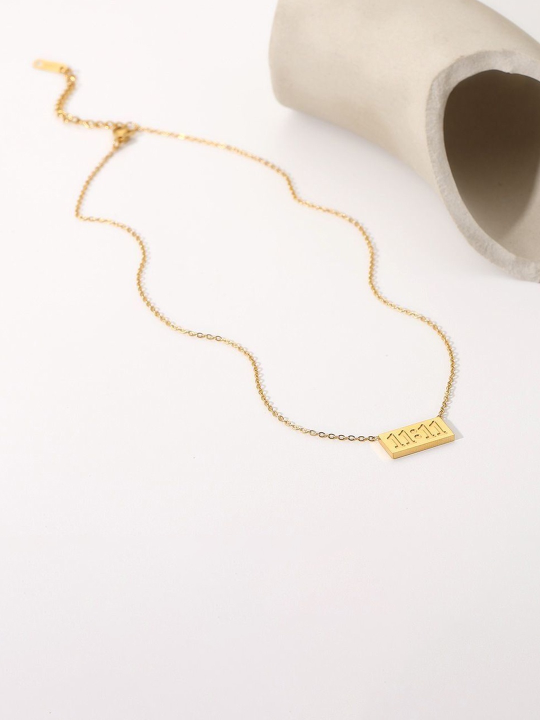 

VIEN Gold-Plated Stainless Steel Waterproof Necklace