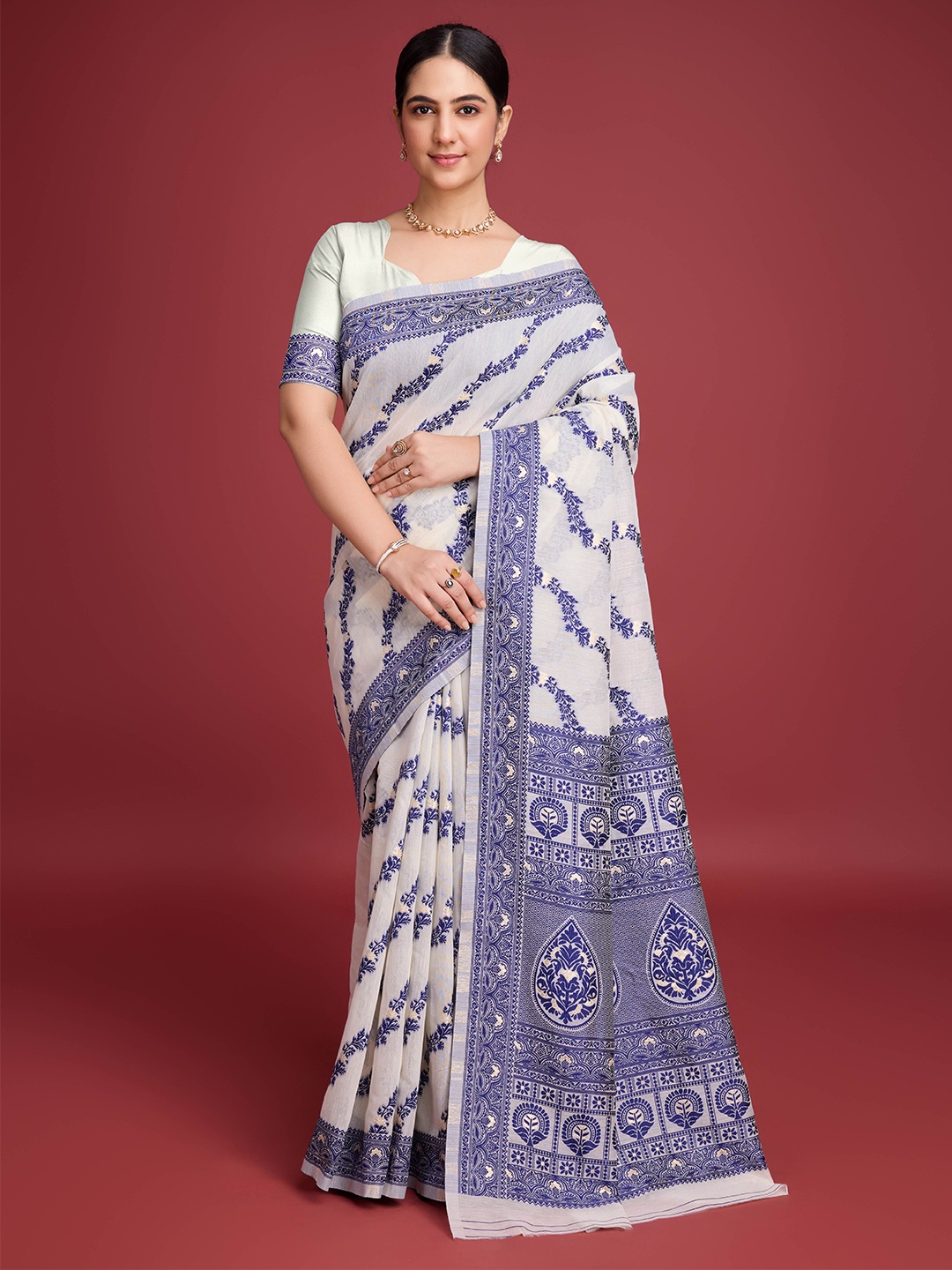 

Mitera Woven Design Zari Pure Cotton Jamdani Saree, Blue