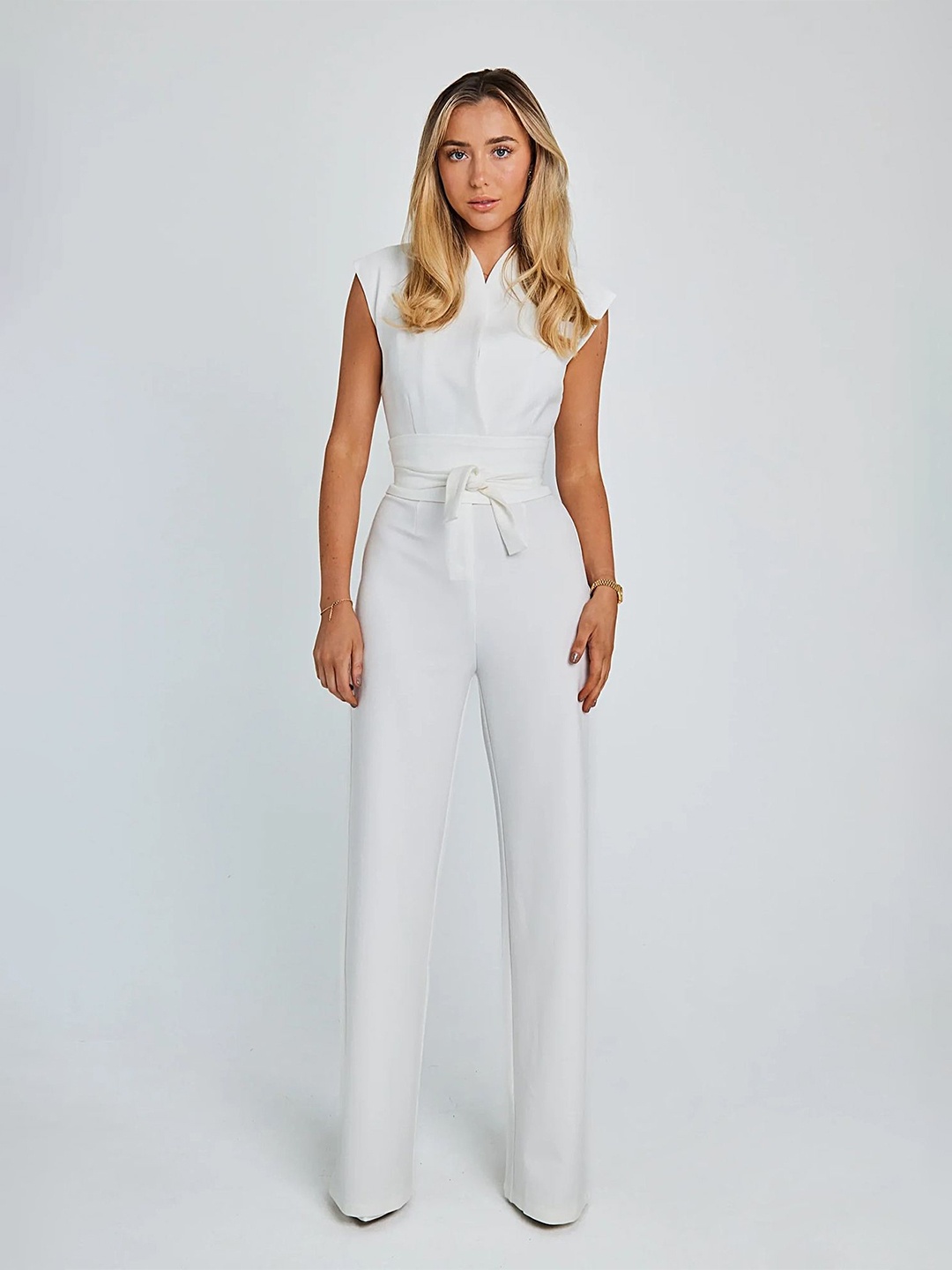 

LULU & SKY Basic Jumpsuit, White