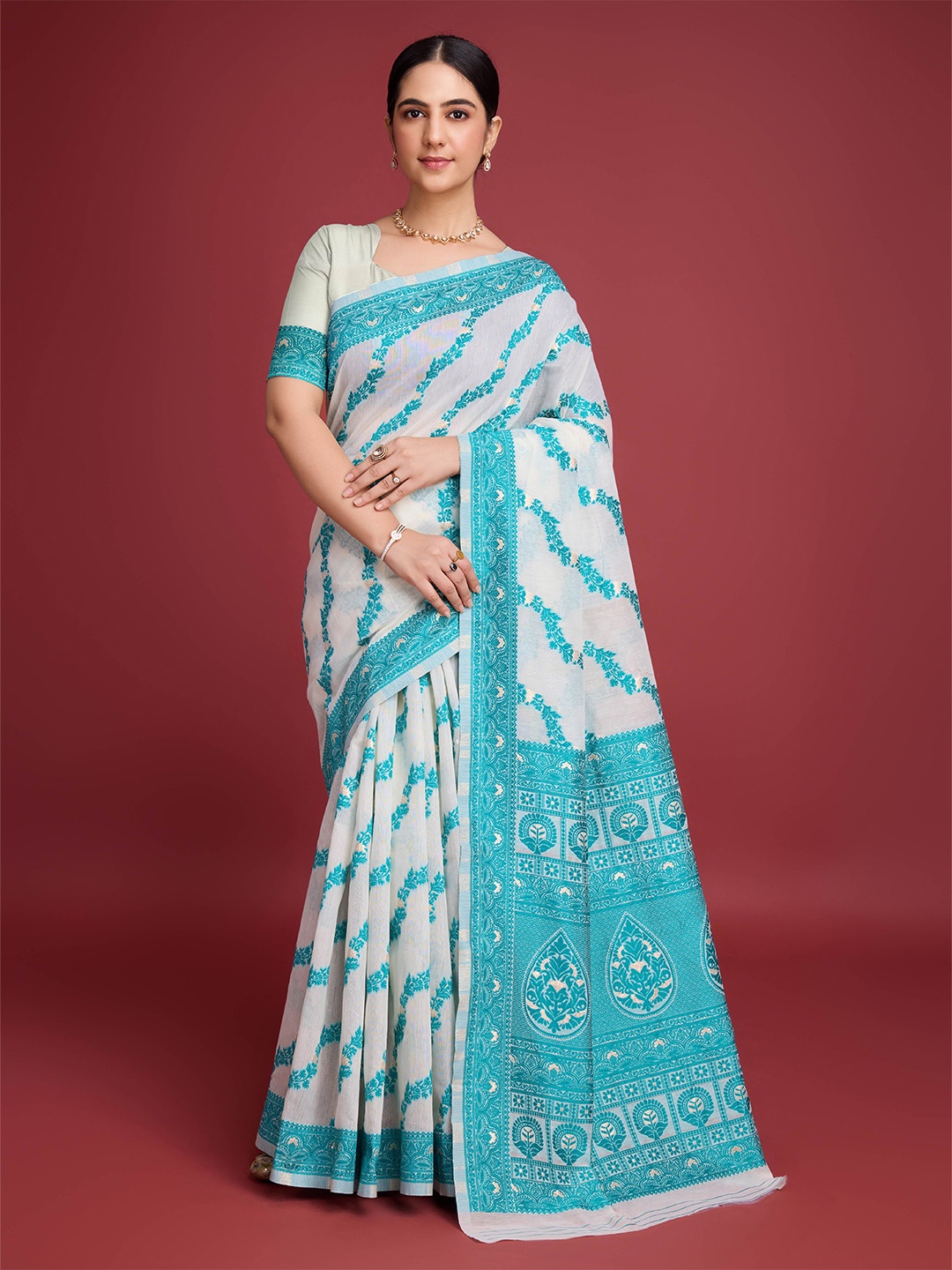 

DIVASTRI Woven Design Zari Pure Cotton Jamdani Saree, Blue