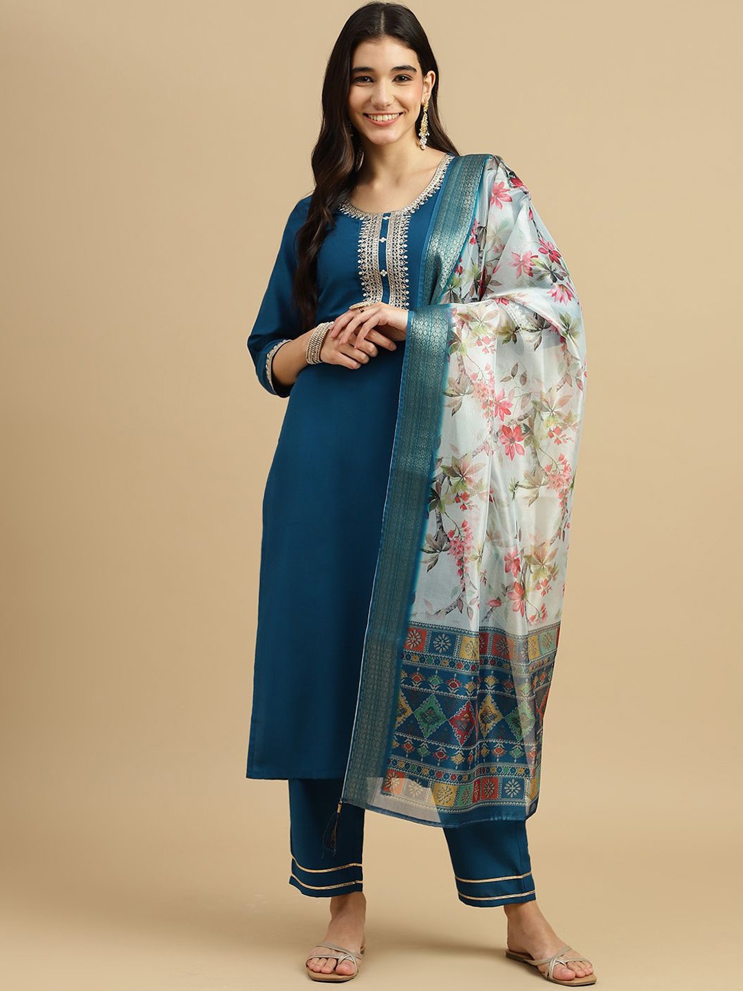 

BAESD Ethnic Motifs Yoke Design Regular Straight Kurta with Trousers & With Dupatta, Sea green