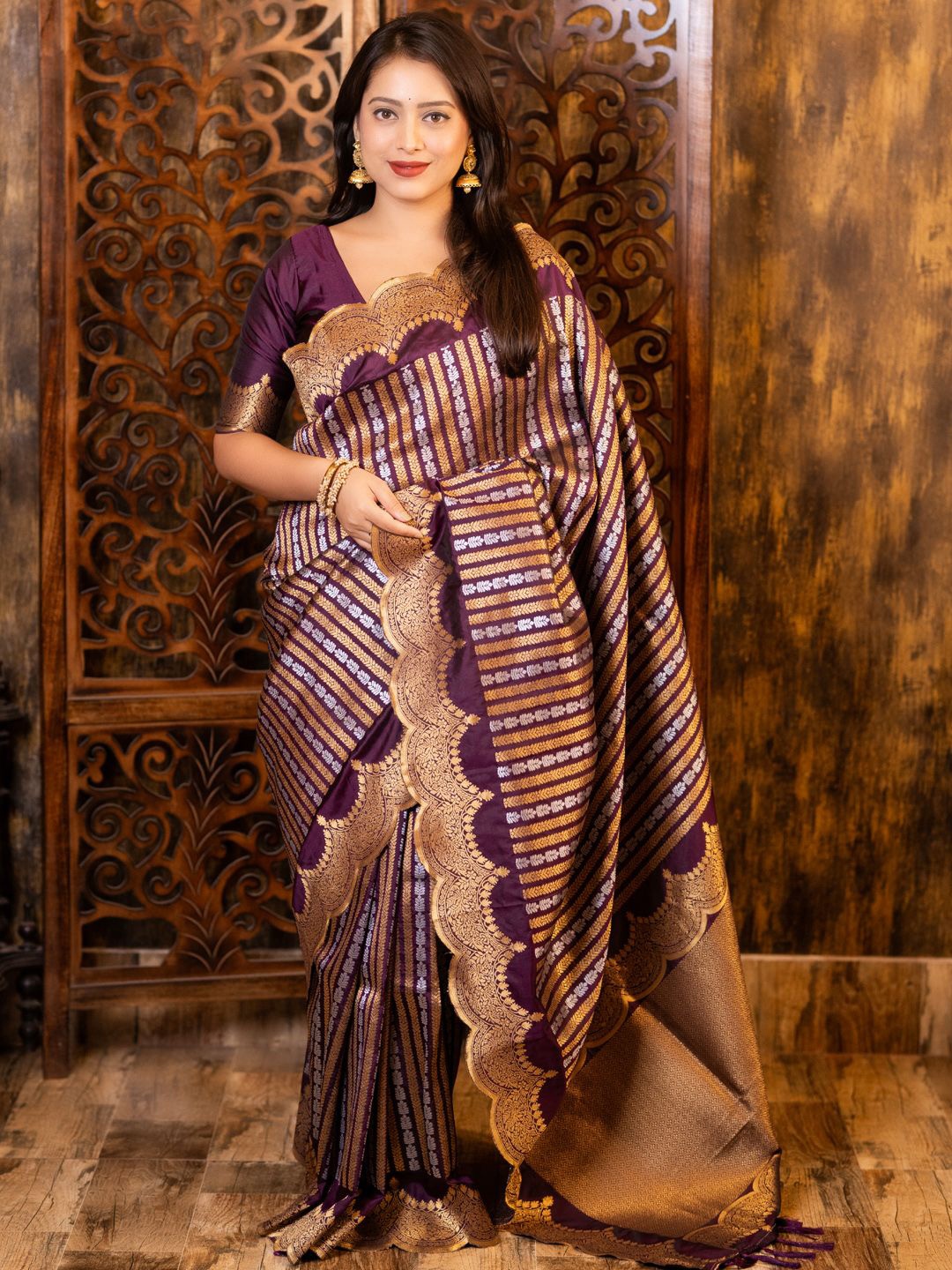 

Mitera Woven Ethnic Motif Zari Woven Striped Banarasi Saree, Purple