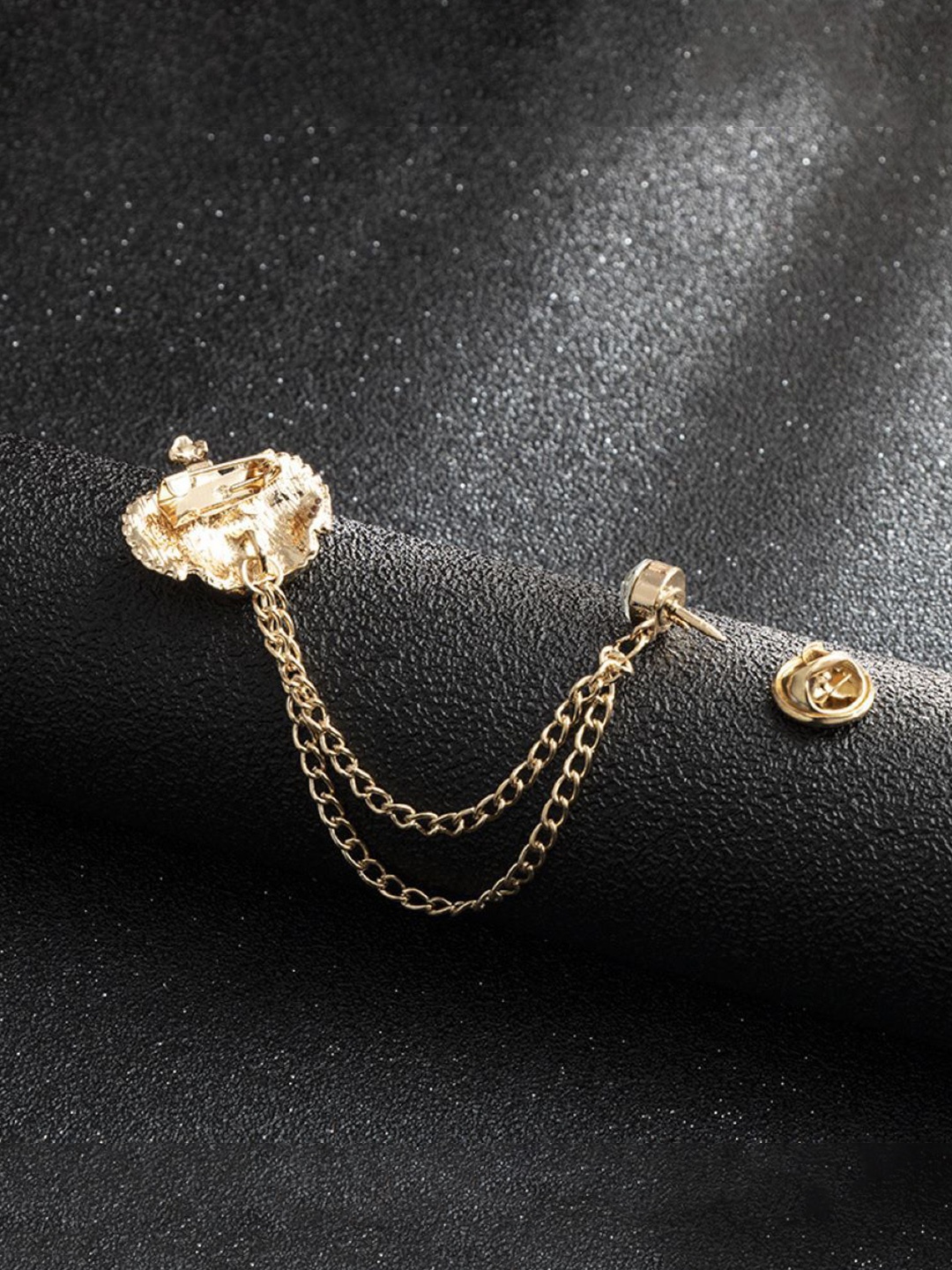 

SYGA Men Artificial Stones Brooch, Gold