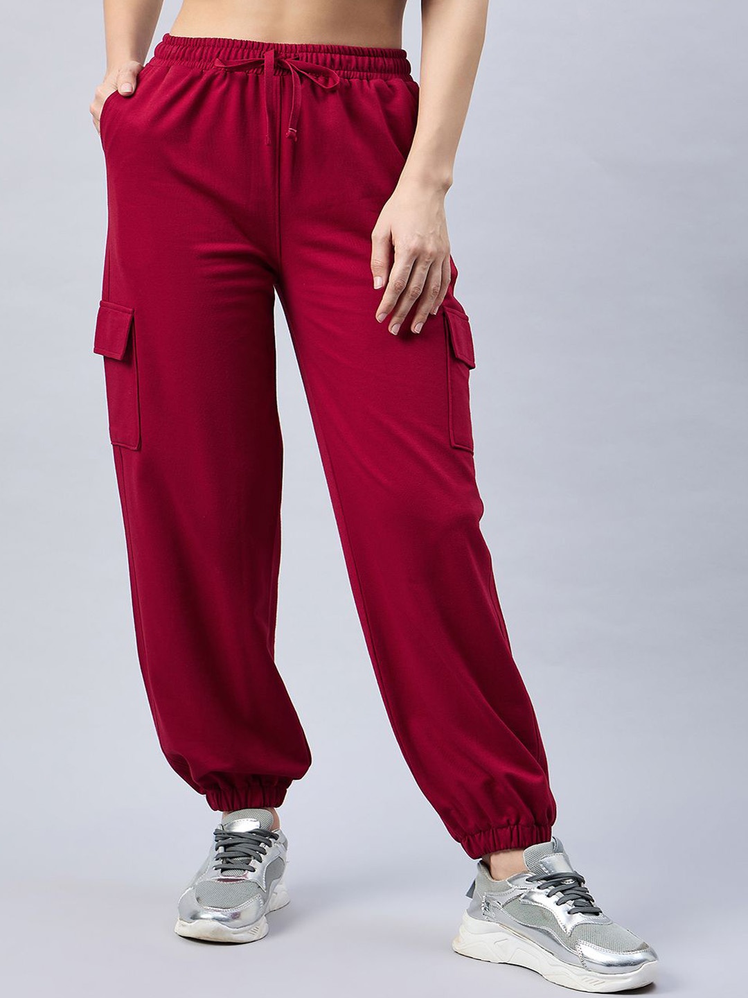 

FEMEA Women Mid-Rise Cotton Cargo Joggers, Maroon