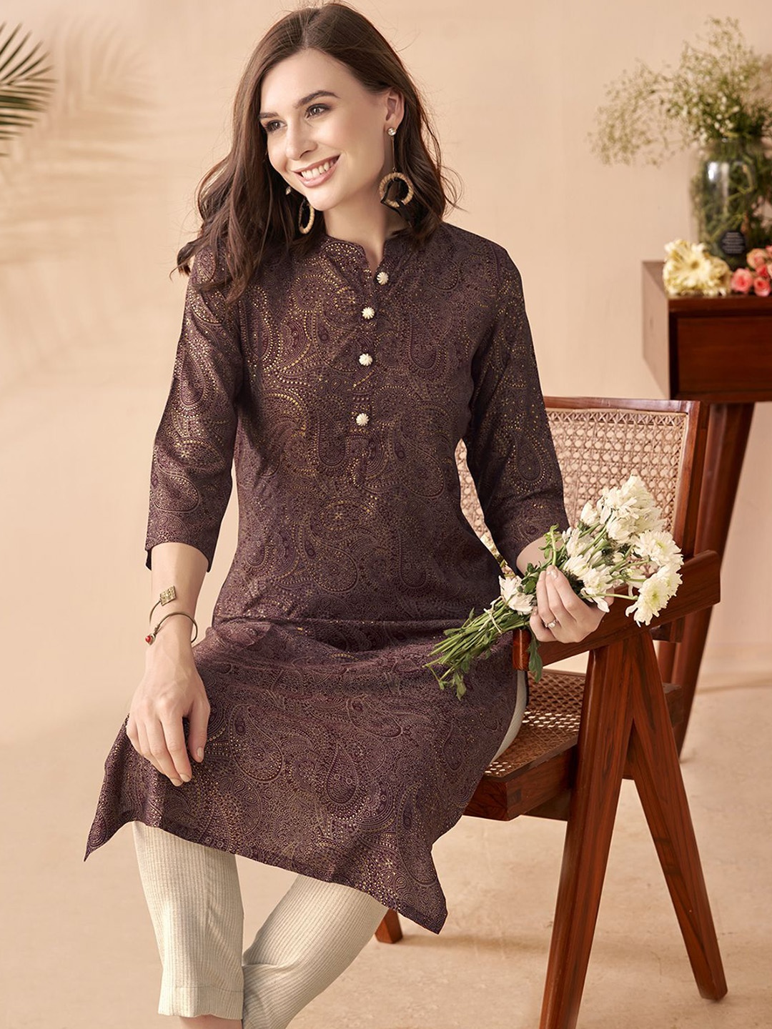 

Anouk Paisley Printed Mandarin Collar Straight Kurta, Brown