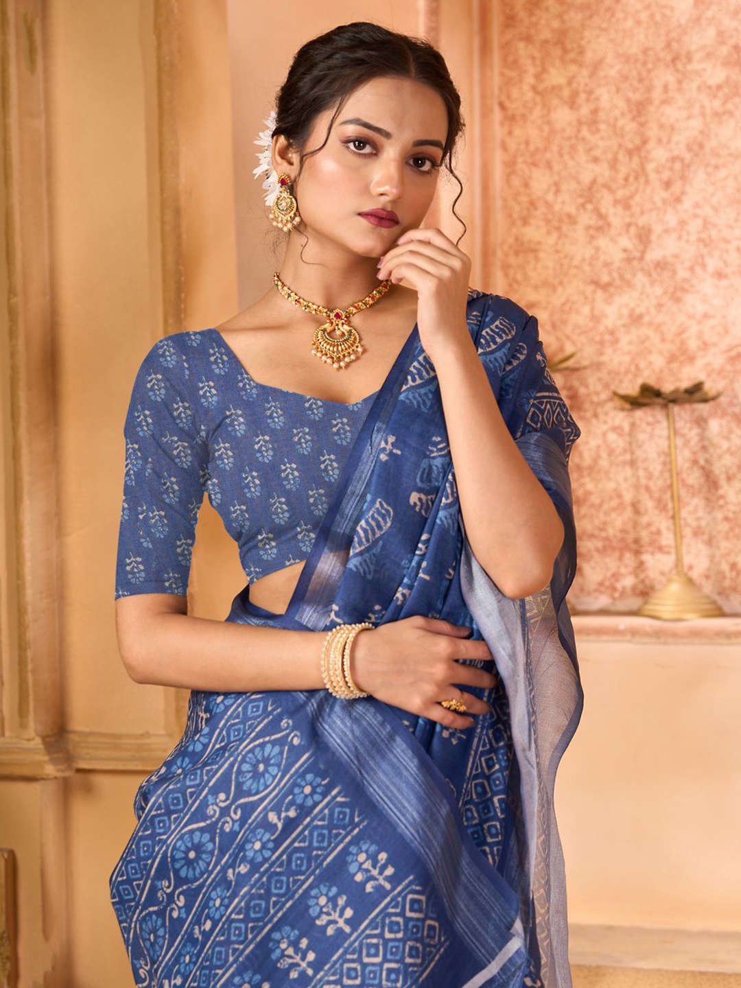 

Varanga Ethnic Motifs Printed Zari Saree, Blue