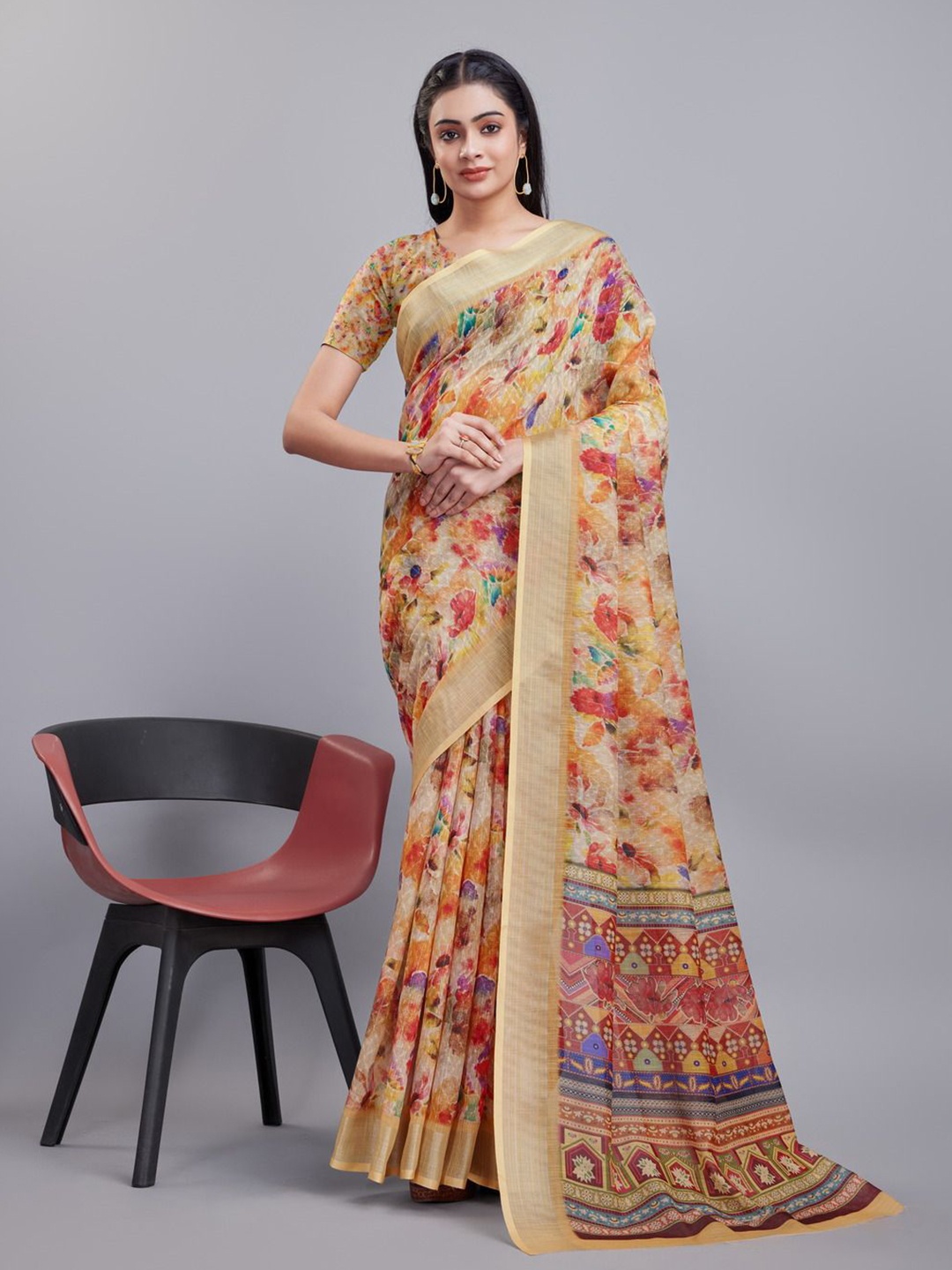 

Varanga Floral Printed Woven Border Design Saree, Cream