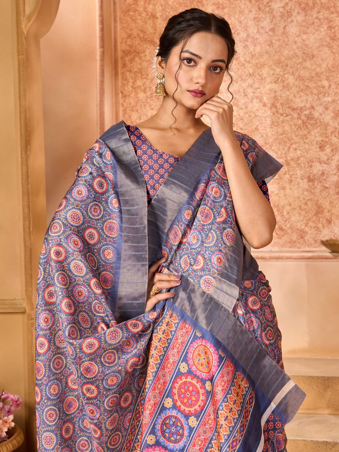 

Varanga Ethnic Motifs Printed Zari Saree, Blue
