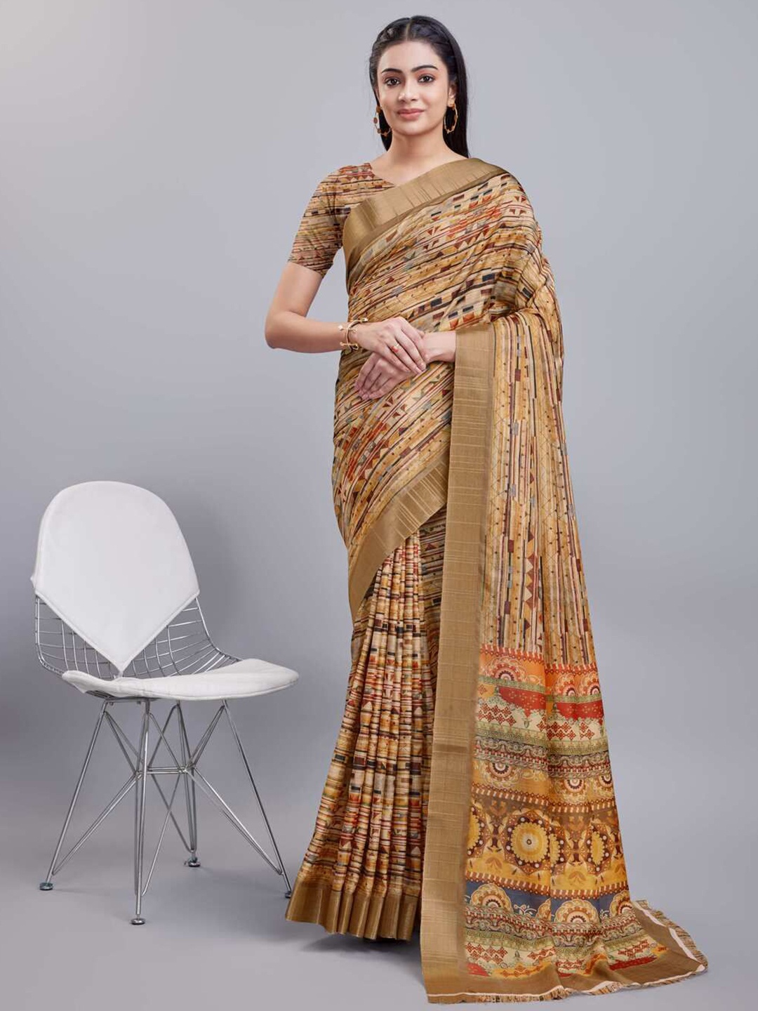 

Varanga Printed Woven Design Solid Border Saree, Brown