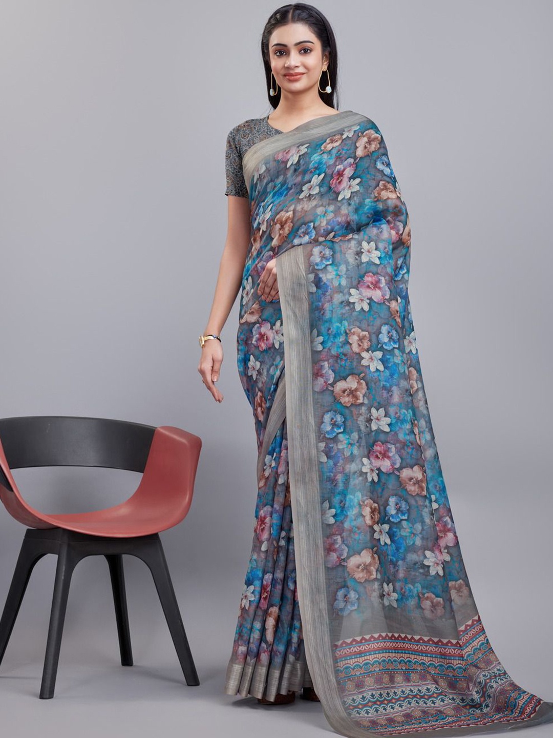 

Varanga Floral Printed Woven Solid Border Design Saree, Blue