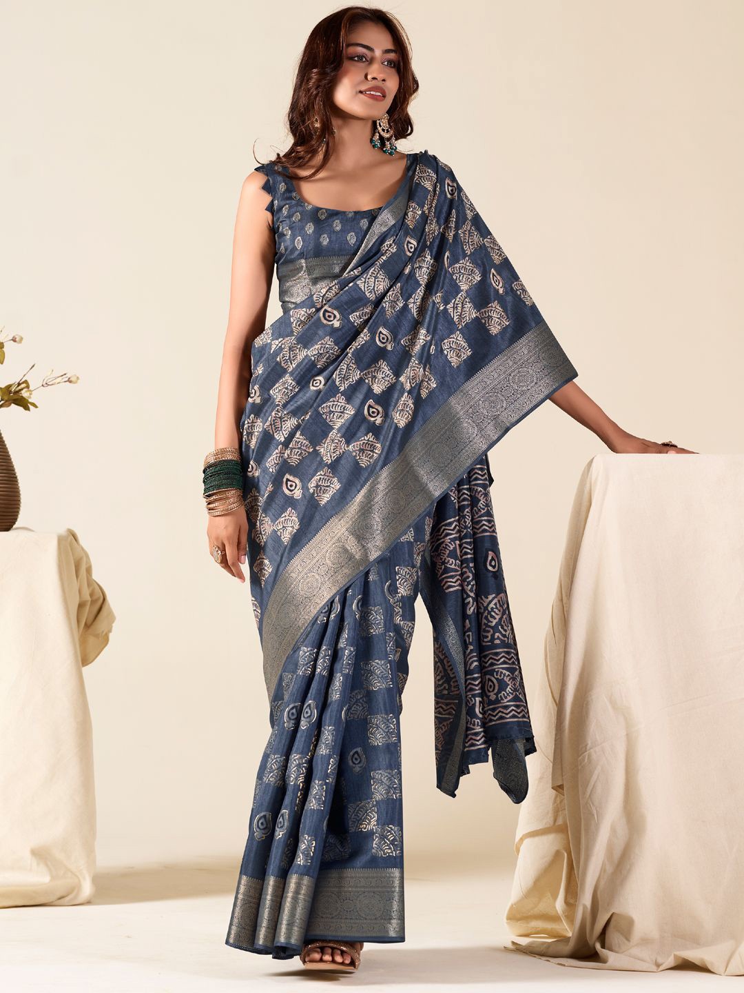 

Mitera Ethnic Woven Design Motifs Printed Zari Saree, Blue