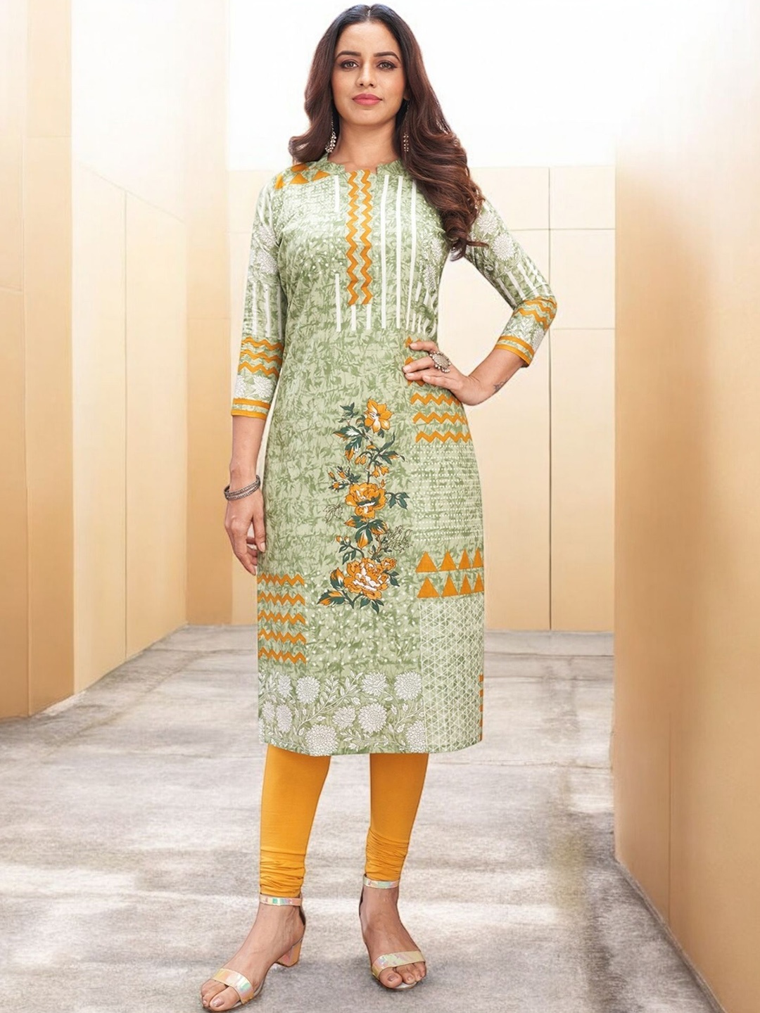 

Jevi Prints Floral Printed Cotton Straight Kurta, Green