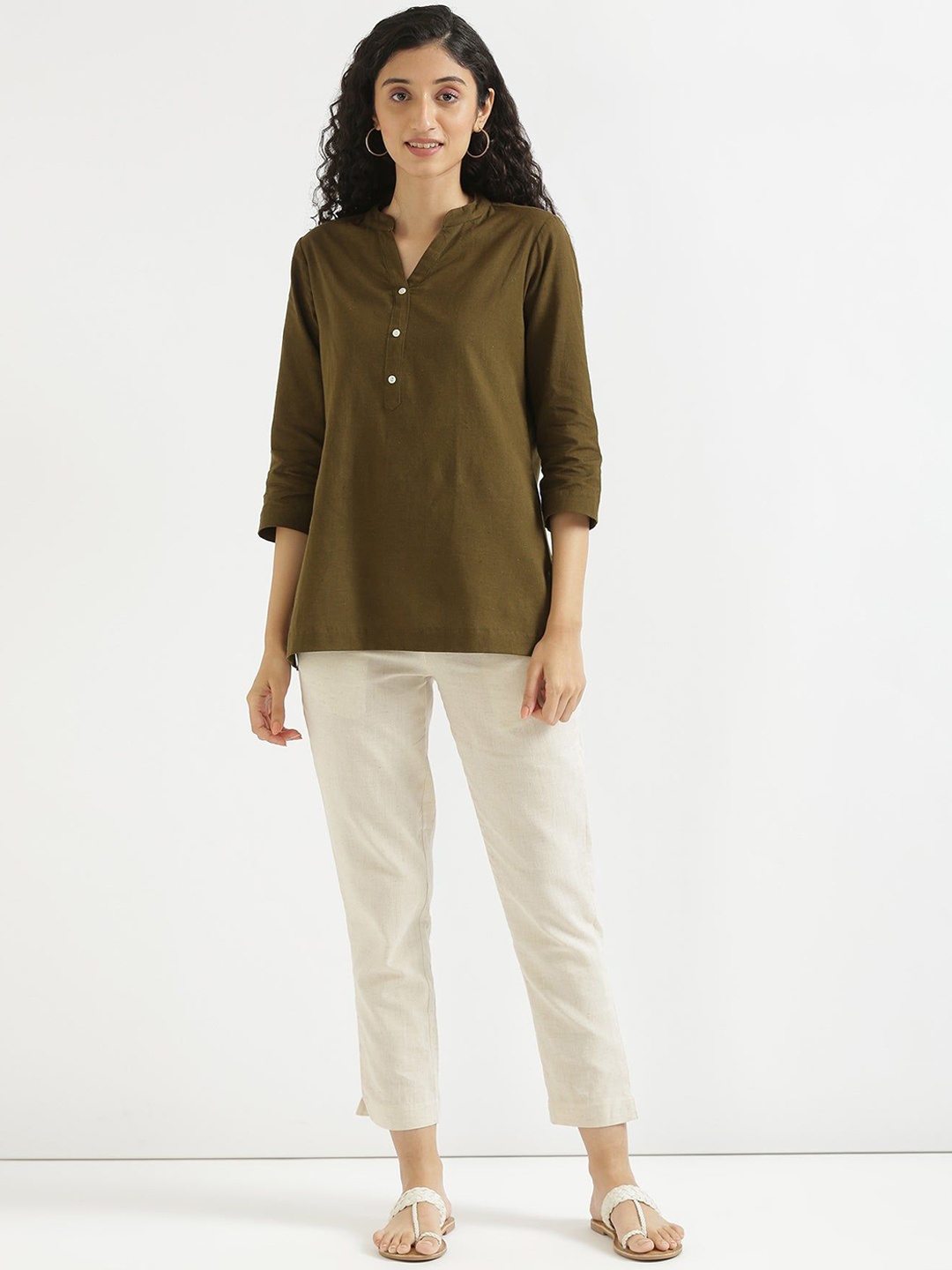 

KALINI Mandarin Collar Linen Straight Kurti, Olive
