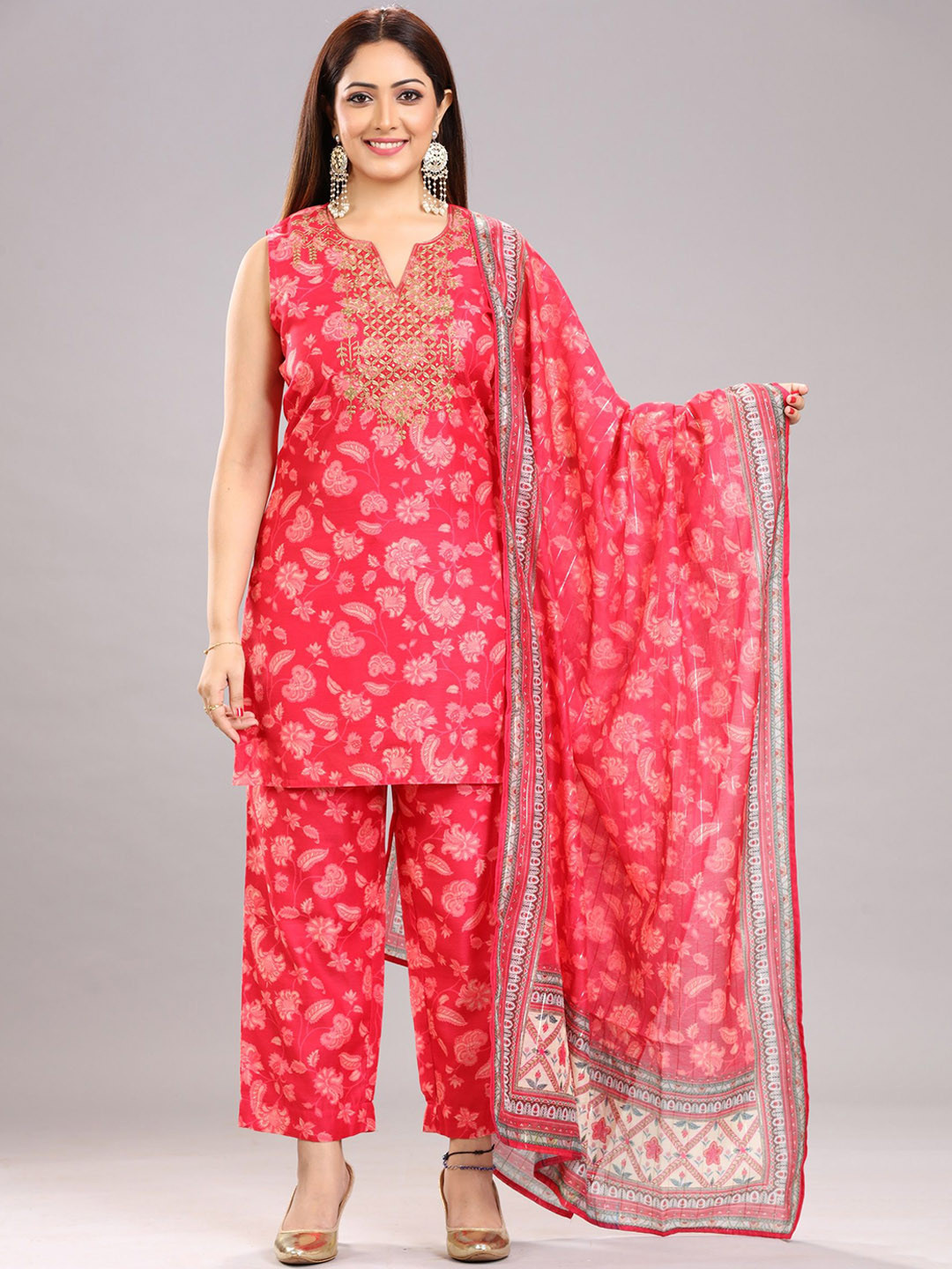 

COTTON CULTURE Women Floral Printed Regular Thread Work Chanderi Cotton Kurti with Trousers & With Dupatta, Pink