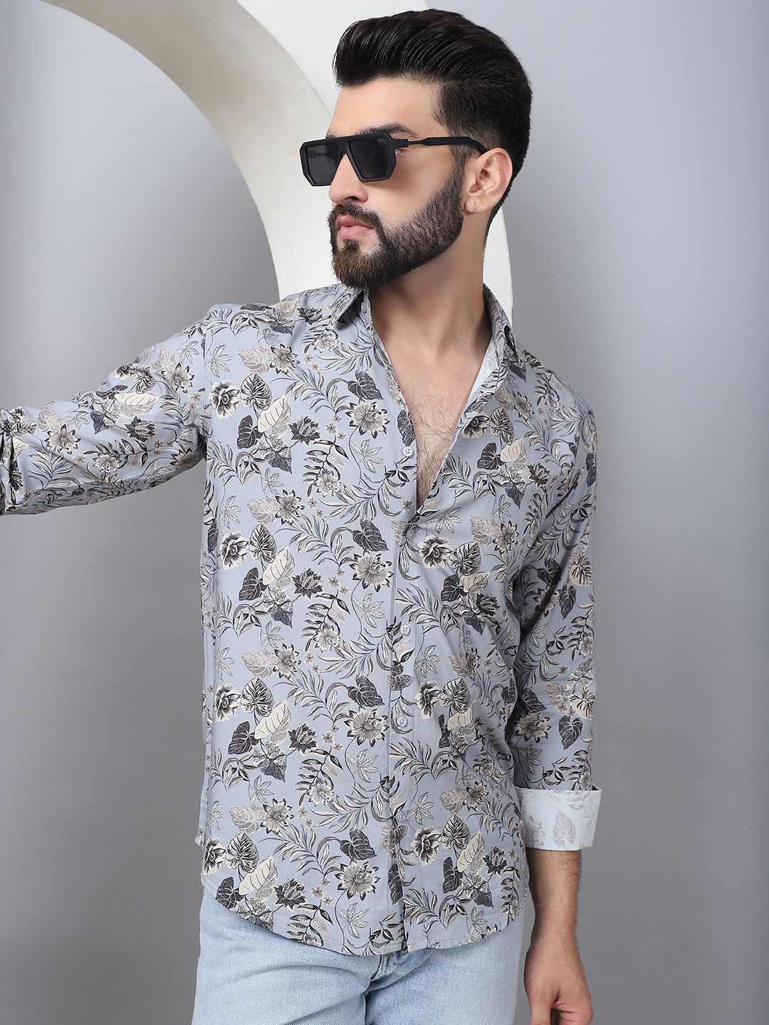 

Indian Needle Men Classic Floral Opaque Printed Casual Shirt, Grey