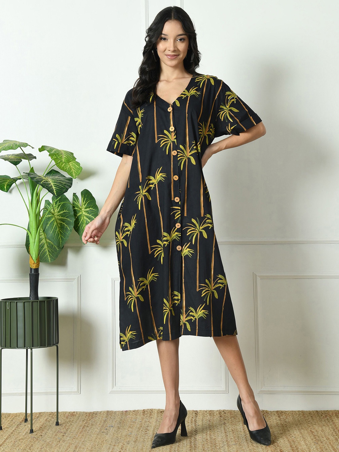 

Laado - Pamper Yourself Tropical Print A-Line Midi Dress, Black