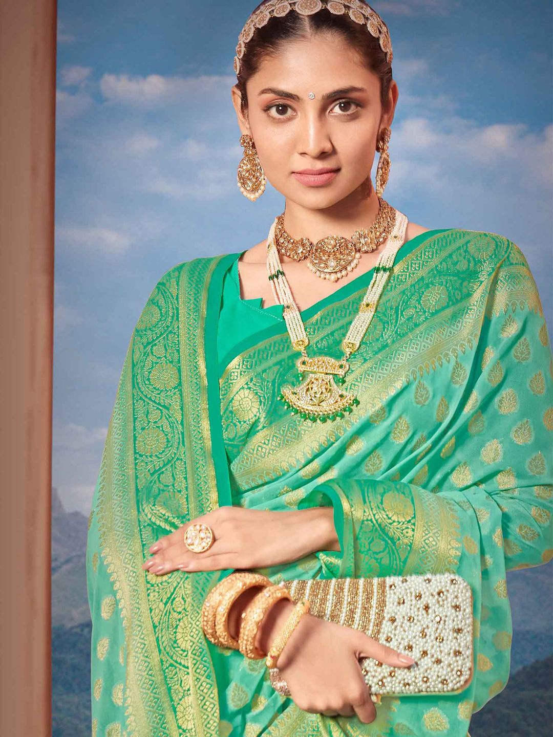 

Saree mall Ethnic Motif Zari Woven Kanjeevaram Sarees, Sea green