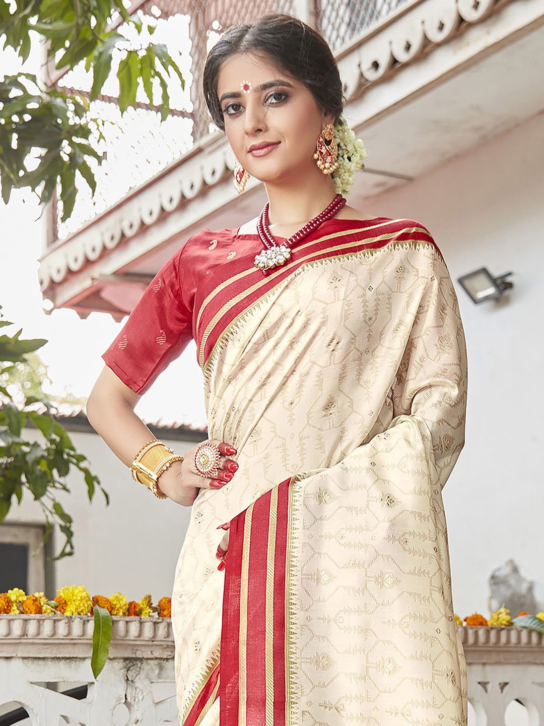 

Saree mall Ethnic Motifs Zari Banarasi Sarees, Off white