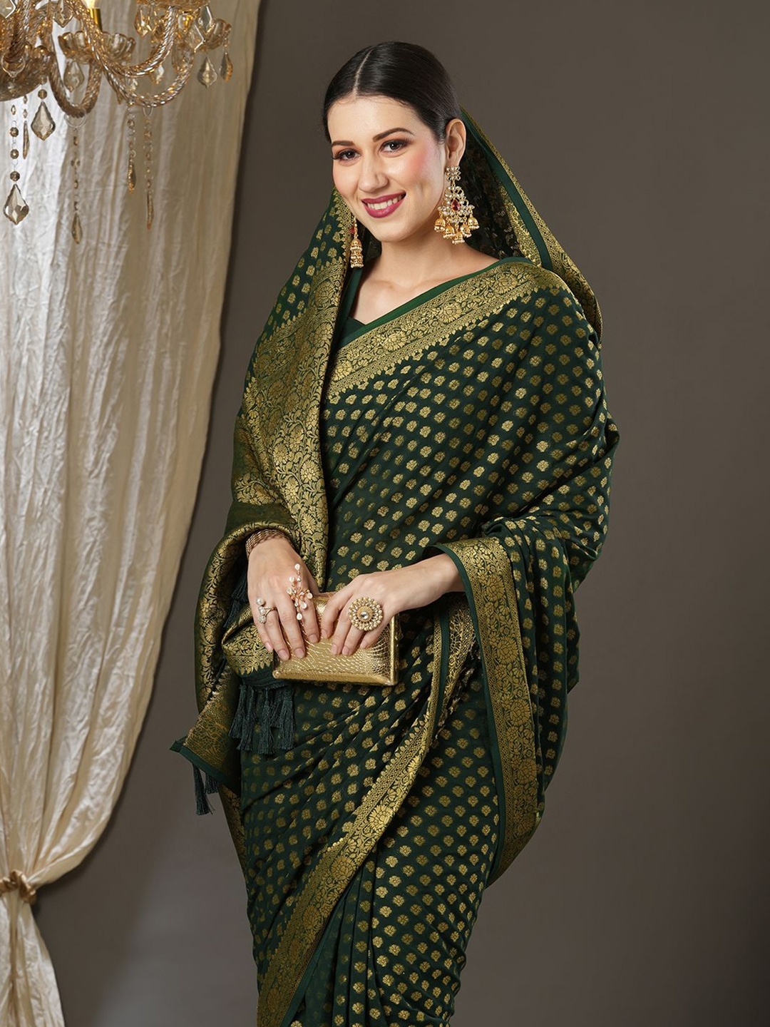 

Saree mall Woven Design Ethnic Motifs Zari Kanjeevaram Sarees, Green