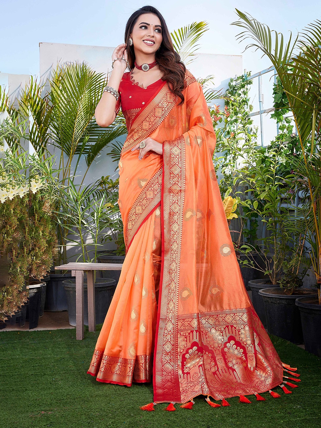 

Rhey Woven Design Zari Pure Silk Banarasi Saree, Orange