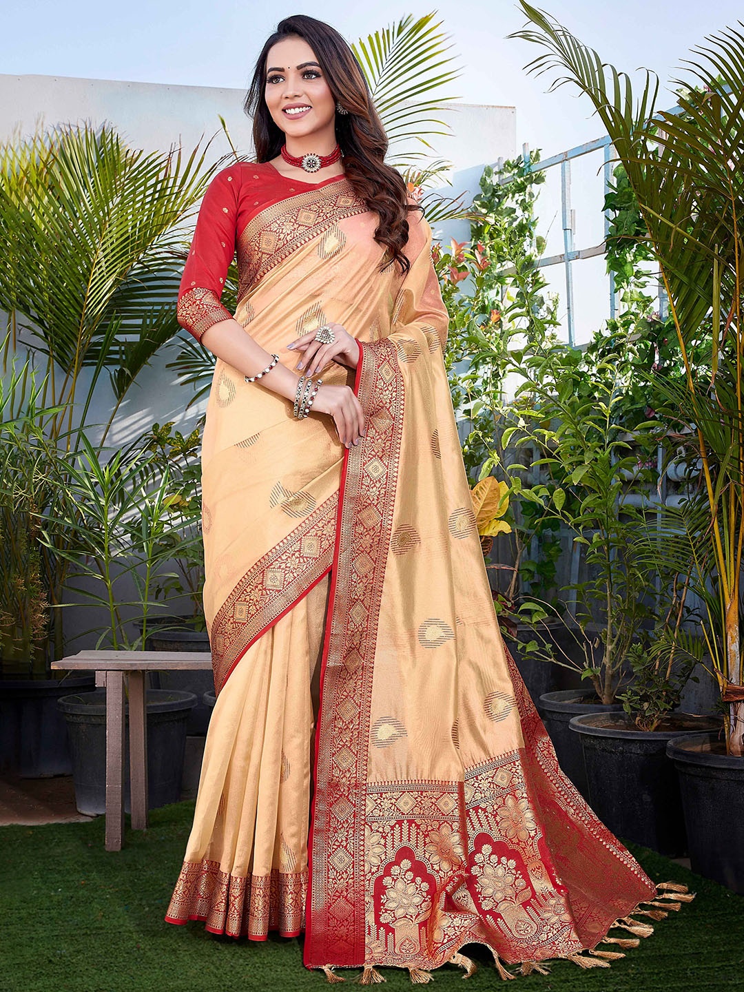 

Rhey Ethnic Motif Zari Woven Pure Silk Banarasi Saree, Beige