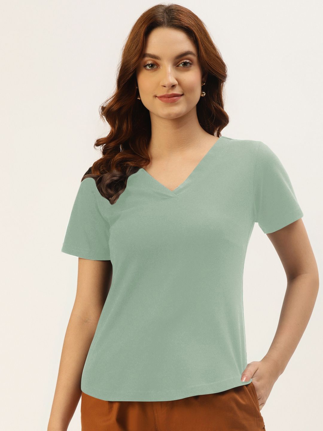 

BRINNS Women V-Neck Pockets T-shirt, Green