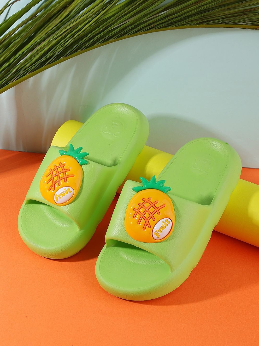 

PASSION PETALS Unisex Kids Slip-On Comfort Sandals, Green