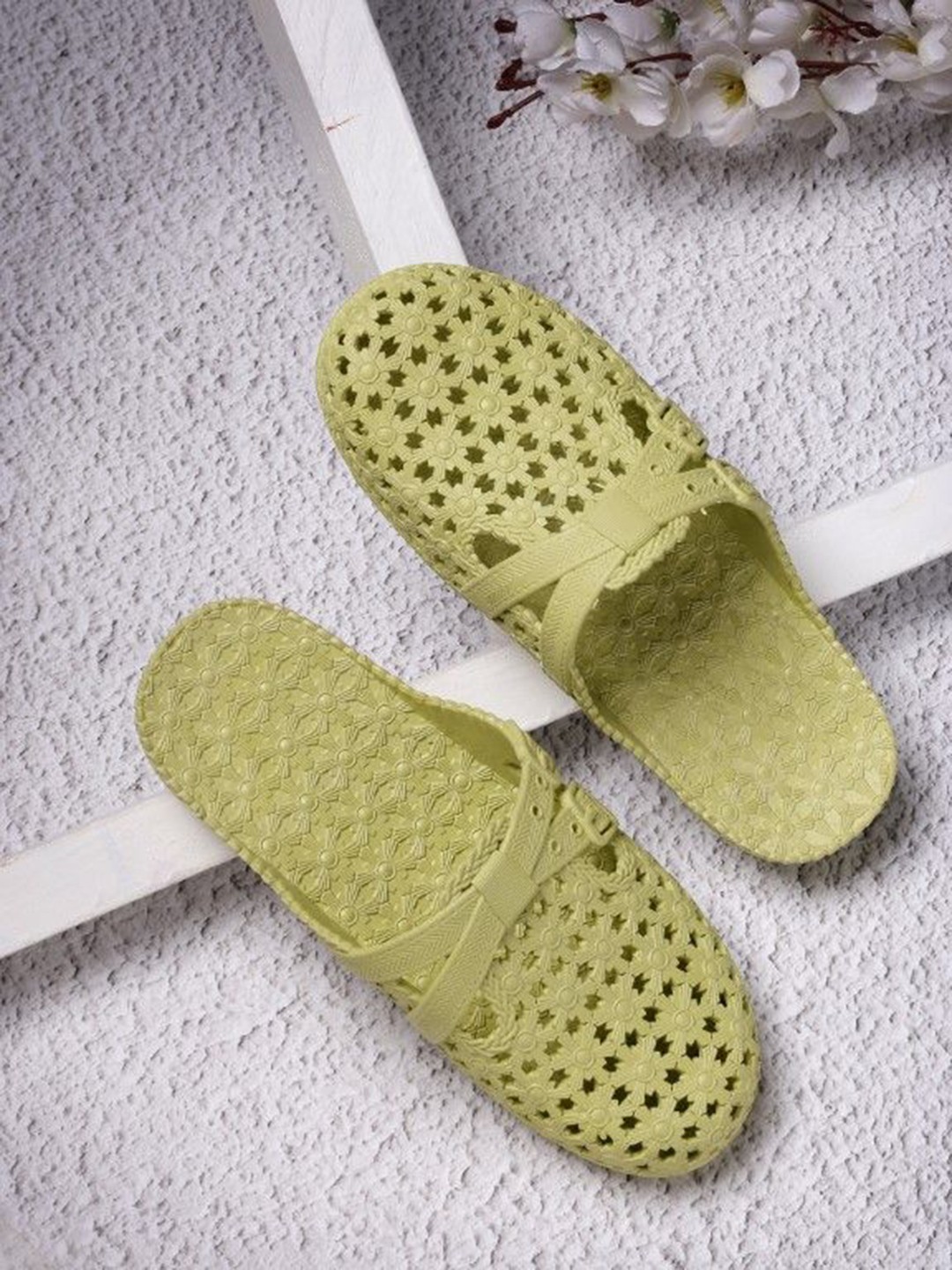 

JUMPLITE Women Woven Design Fashion, Green