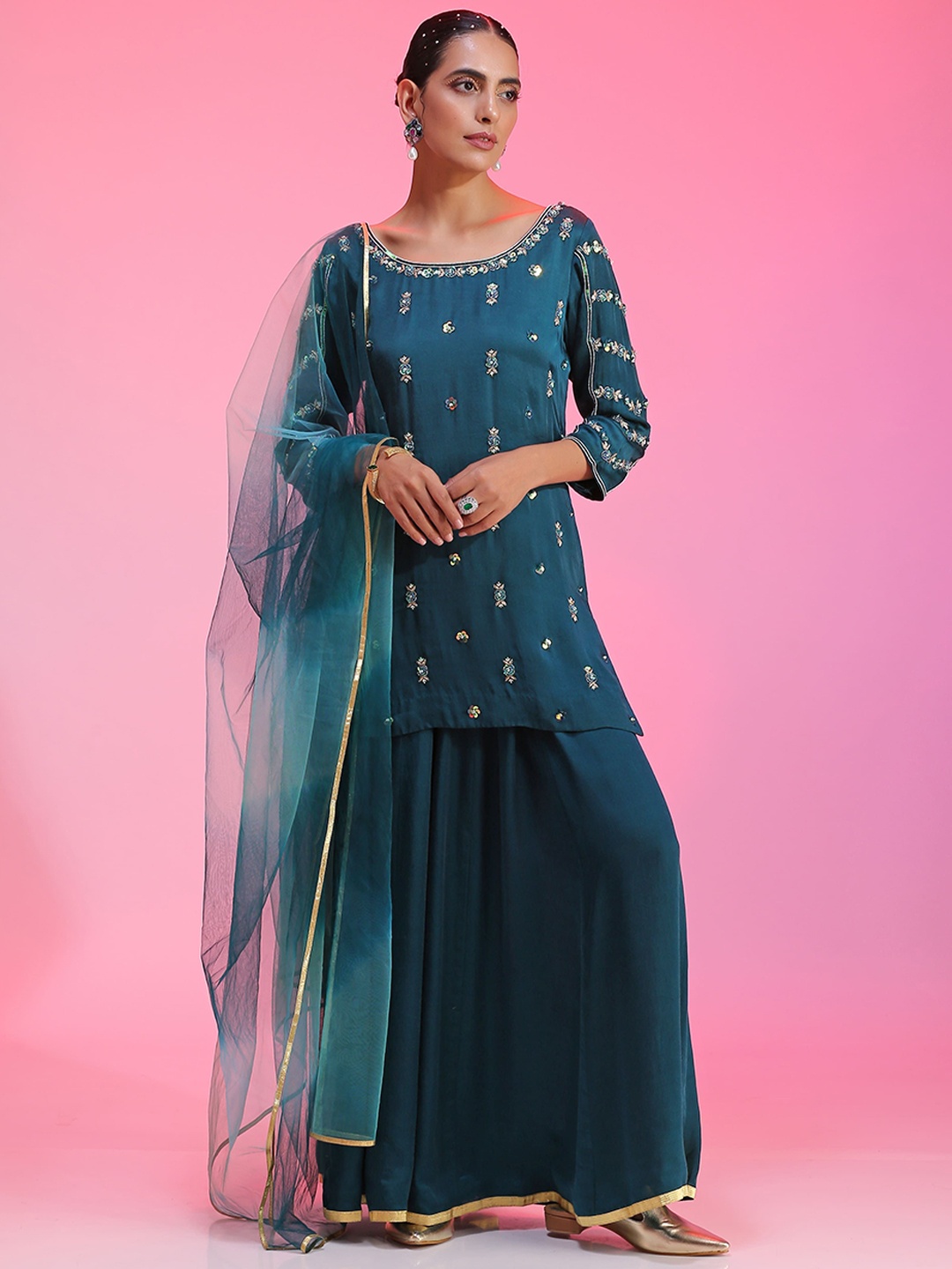 

KUDI PATAKA Floral Embroidered Regular Sequinned Kurti with Palazzos & Dupatta, Teal