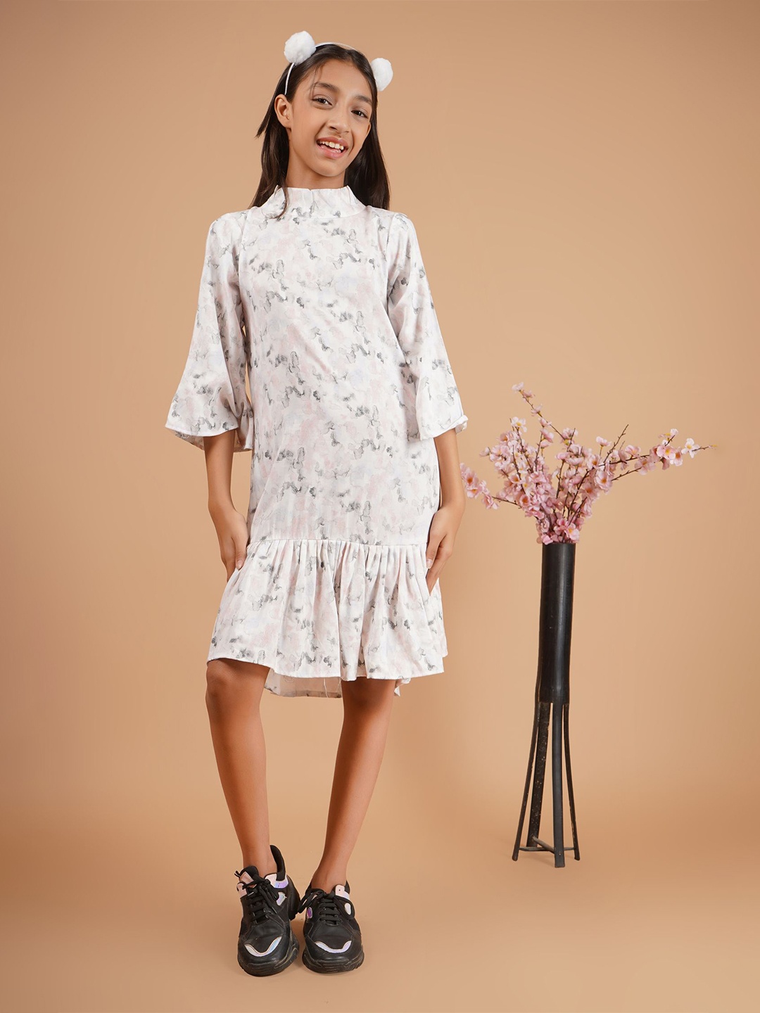 

Unique Designers Girls Floral Print Drop-Waist Dress, Off white