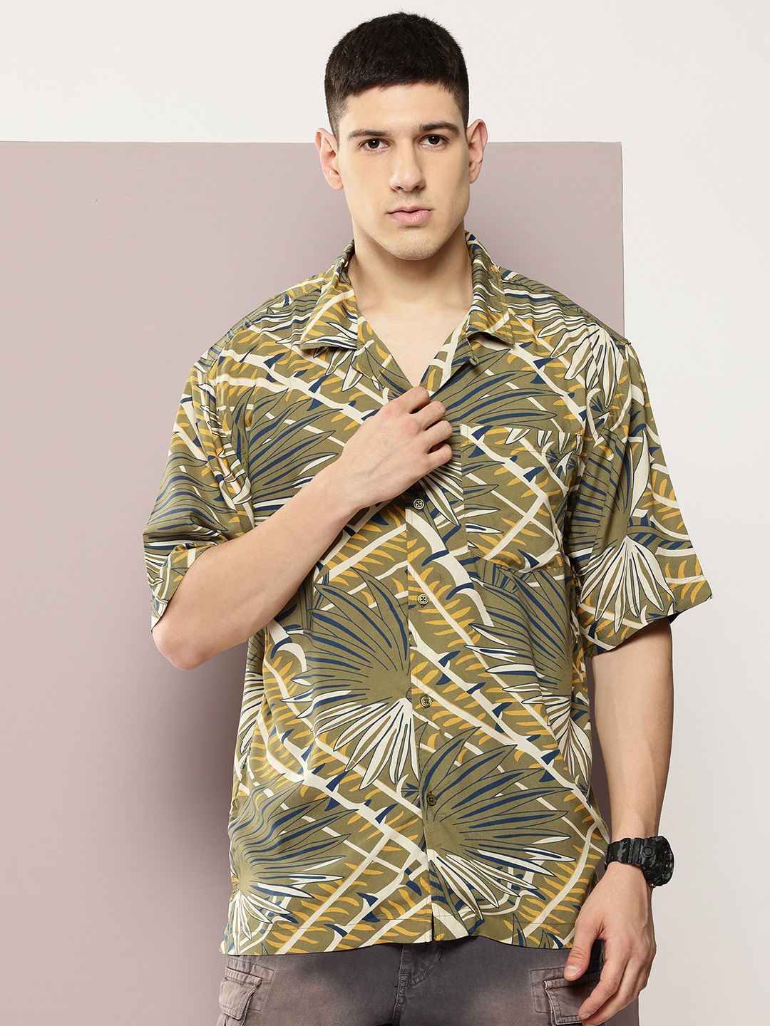 

Kook N Keech Men Printed Casual Oversized Shirt, Olive