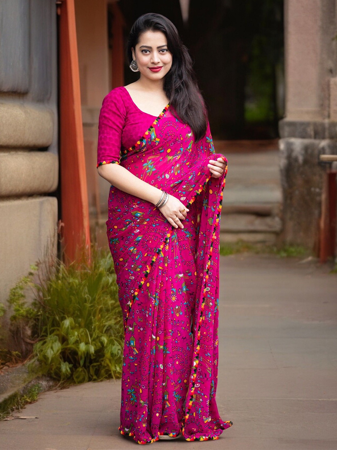 

The Textile Hub Warli Art Pompom Border Saree with Blouse, Pink