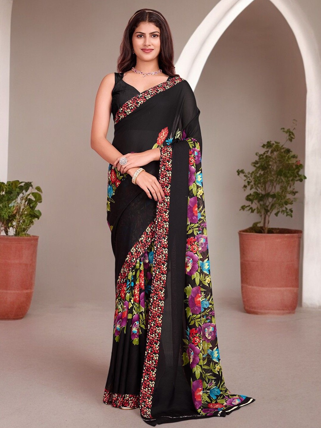

The Textile Hub Floral Print Saree with Blouse, Black