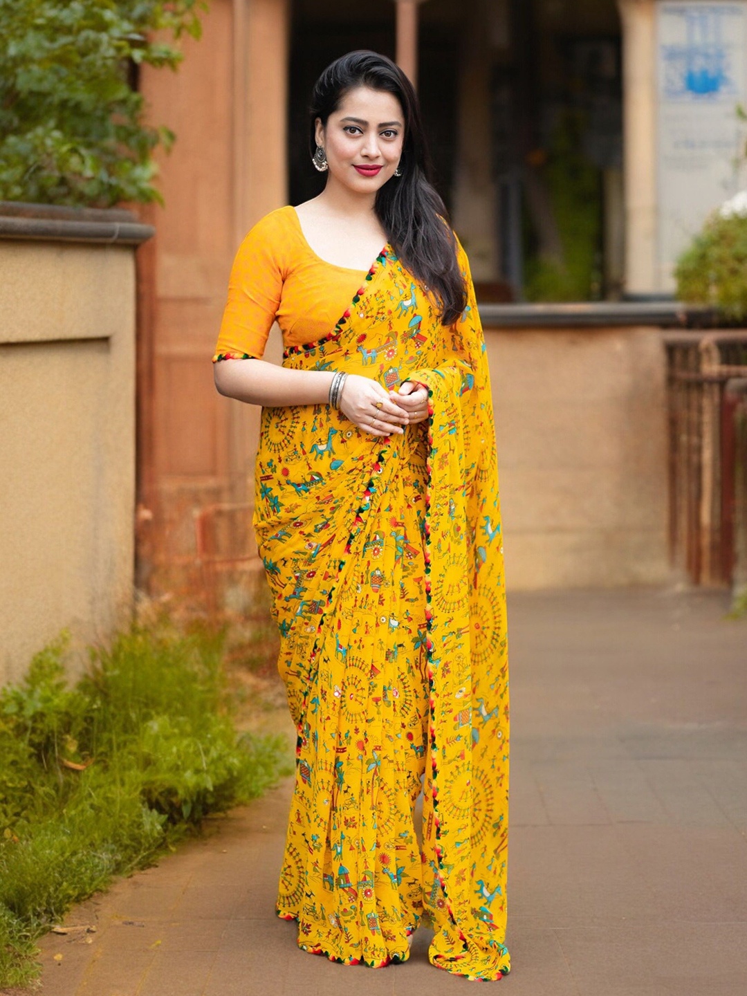 

The Textile Hub Warli Art Pompom Work Saree with Blouse, Yellow