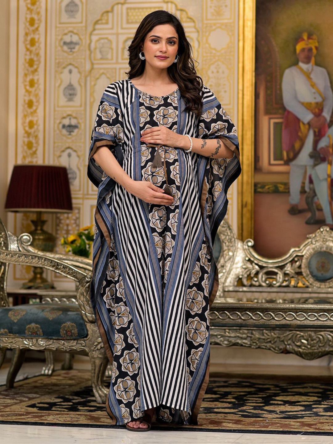 

Aujjessa Print Flared Sleeve Maternity Kaftan Maxi Dress, Black