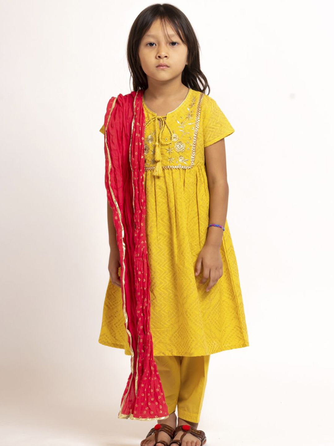 

Sangria Girls Pure Cotton Printed A-Line Kurta Sets, Yellow