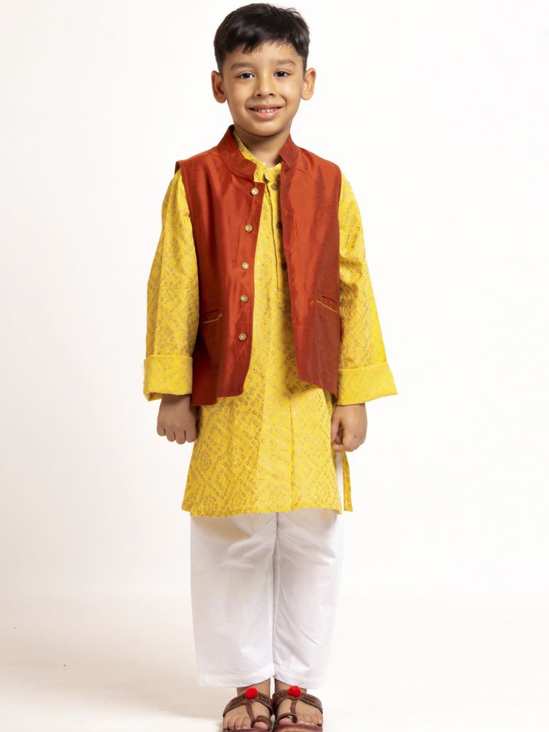

Sangria Boys Mandarin Collar Printed Pure Cotton Straight Kurta Set, Yellow