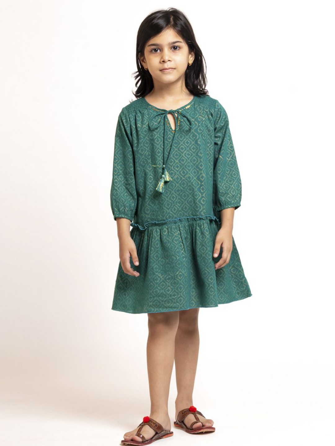 

Sangria Girls Tie-Up Neck Block Printed Dresses, Green