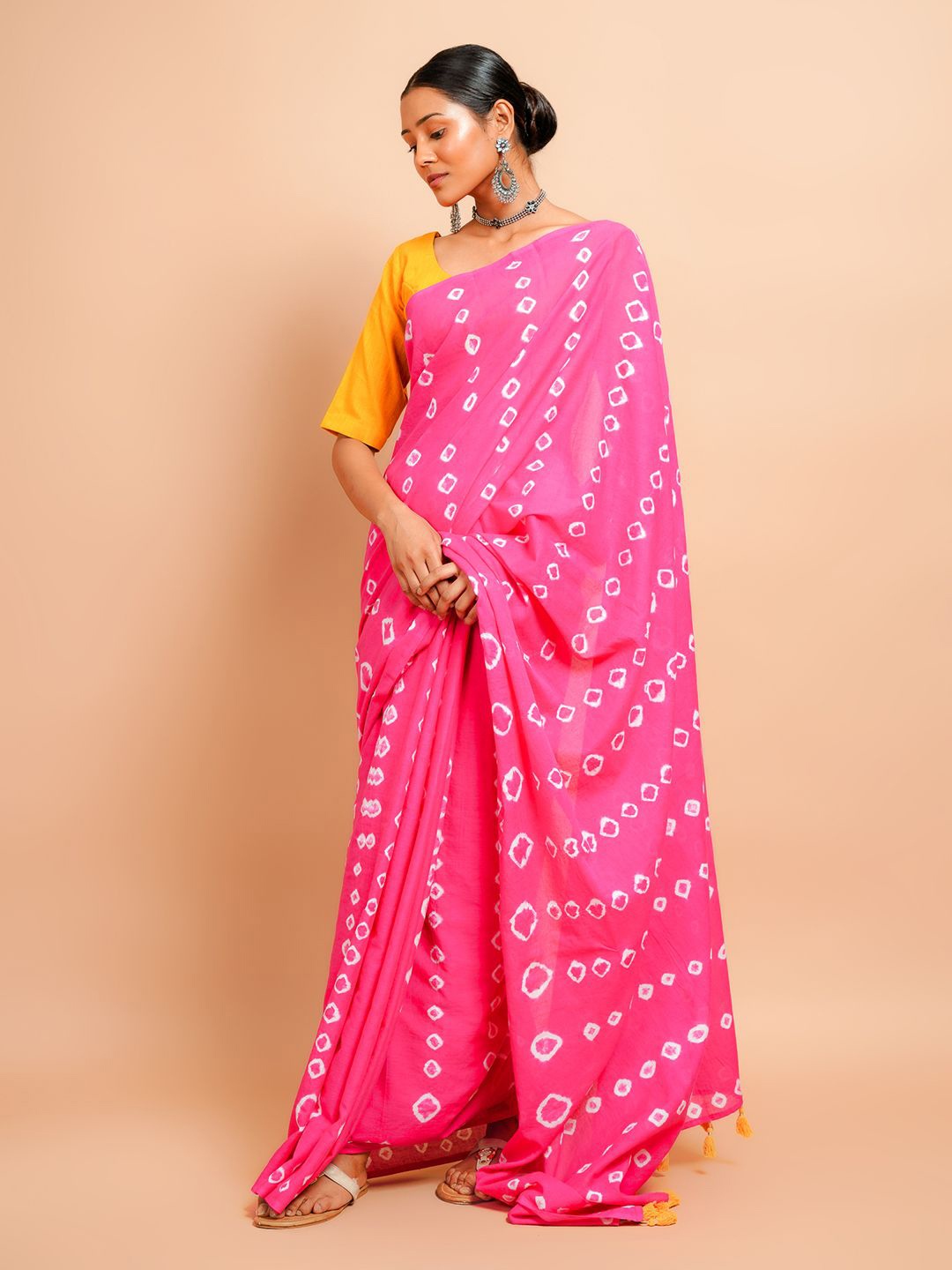 

Taavi Pure Cotton Bandhani Saree, Pink