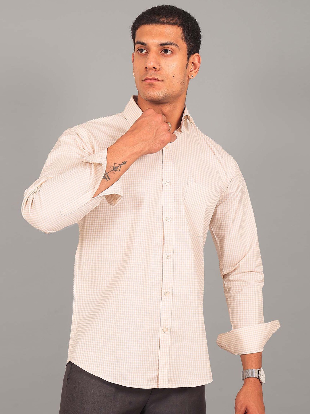 

BLUEBIRD Men Micro Checks Spread Collar Comfort Opaque Formal Shirt, Beige