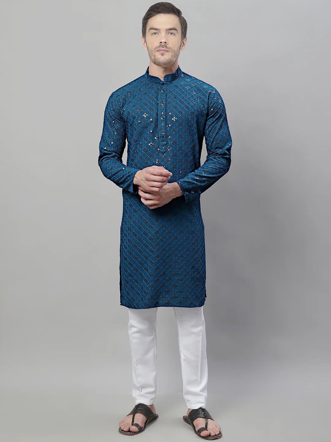 

SG LEMAN Embroidered Mandarin Collar Sequinned Jute Silk Straight Kurta With Pyjamas, Teal