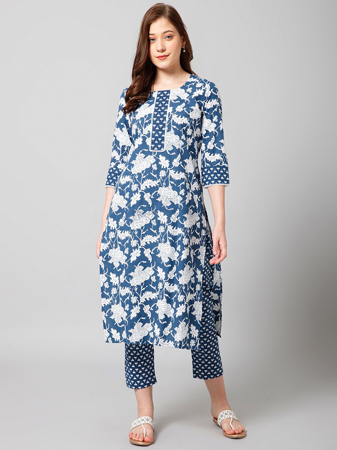 

A.V.M Prints Floral Printed Regular Pure Cotton Kurta with Trousers, Navy blue
