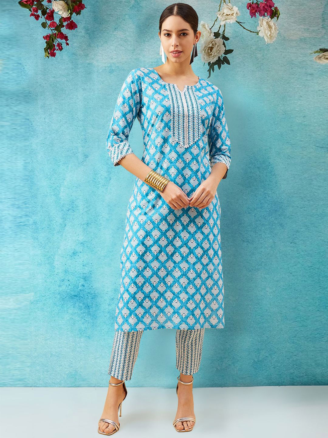 

A.V.M Prints Floral Printed Regular Pure Cotton Kurta with Trousers, Blue
