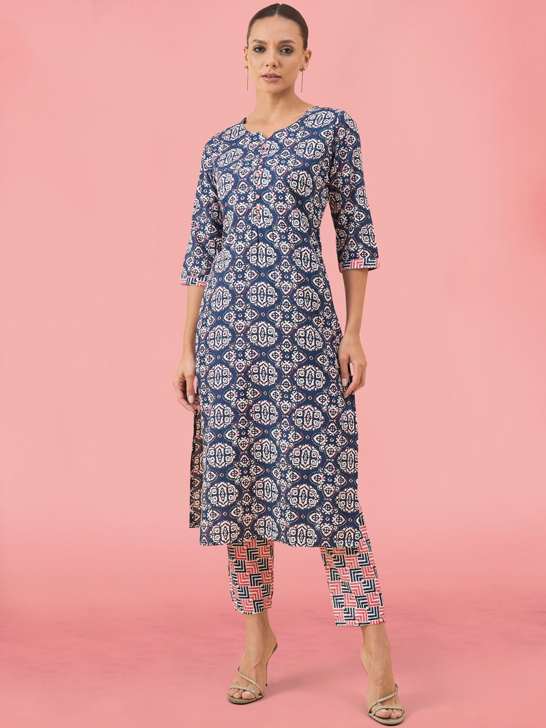 

A.V.M Prints Ethnic Motifs Printed Regular Pure Cotton Kurta with Trousers, Navy blue
