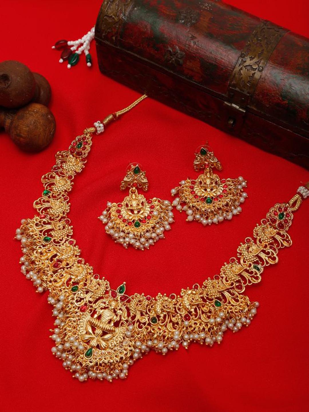 

YouBella Gold Plated Stone Studded Jewellery Set