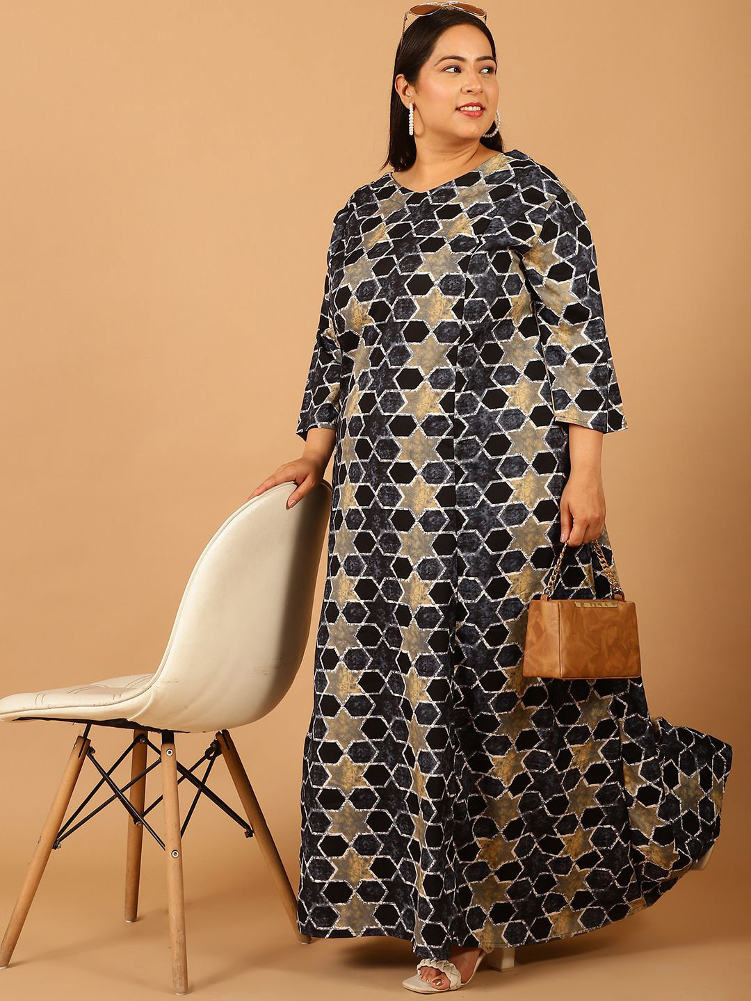 

COLOR STUDIO Plus Size Diamond Print Crepe Maxi Dress, Black