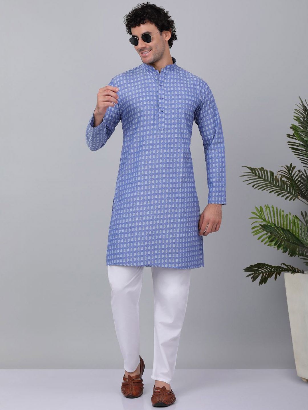 

KRAFT INDIA Ethnic Motifs Printed Mandarin Collar Regular Pure Cotton Kurta with Pyjamas, Blue