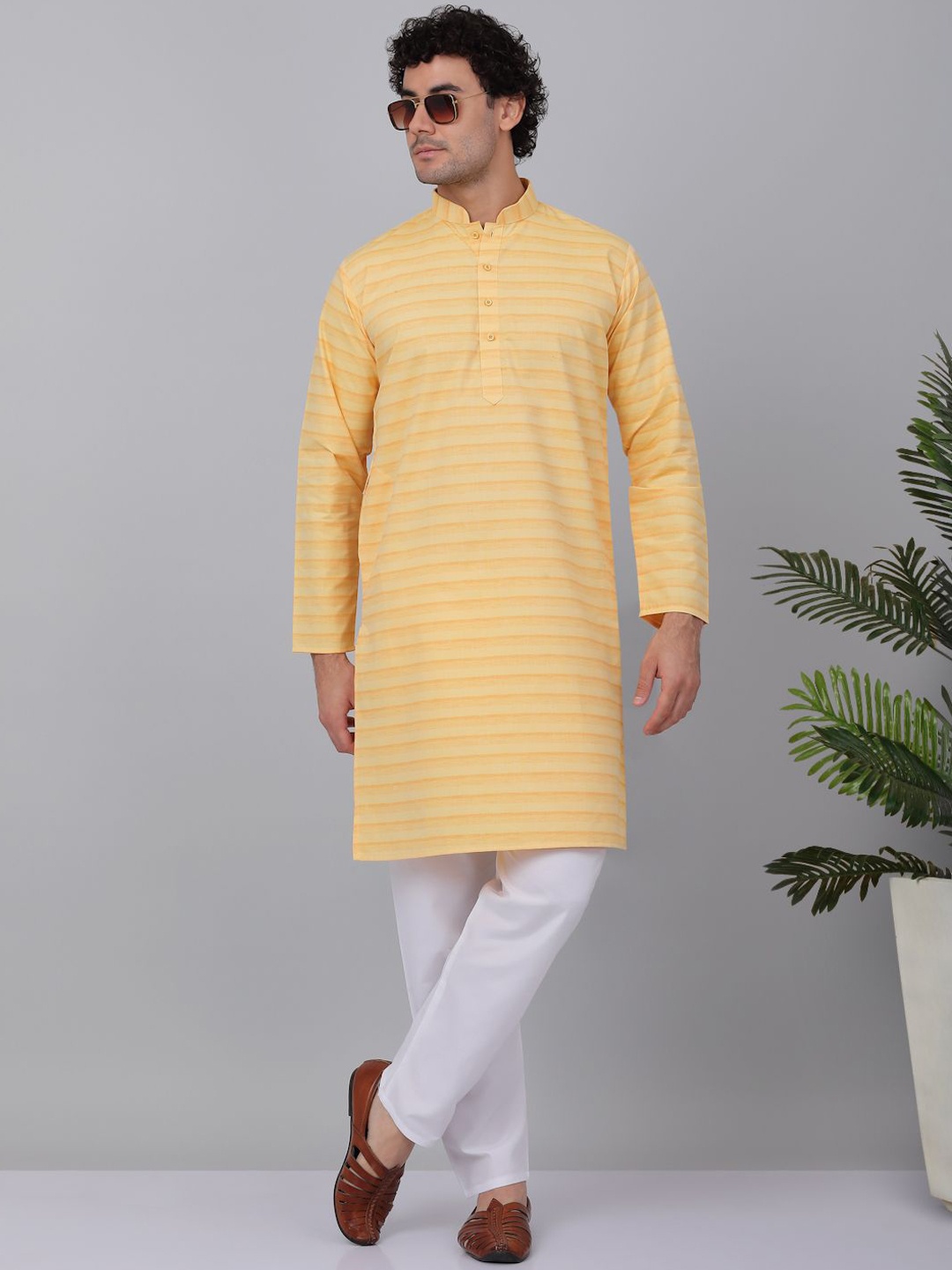 

KRAFT INDIA Striped Mandarin Collar Regular Pure Cotton Kurta with Pyjamas, Yellow