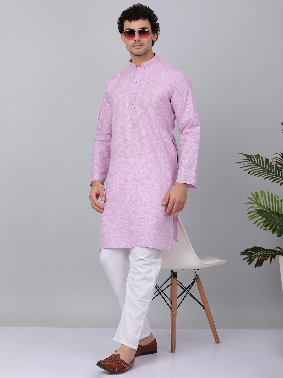 

KRAFT INDIA Mandarin Collar Straight Kurta with Pyjamas, Purple