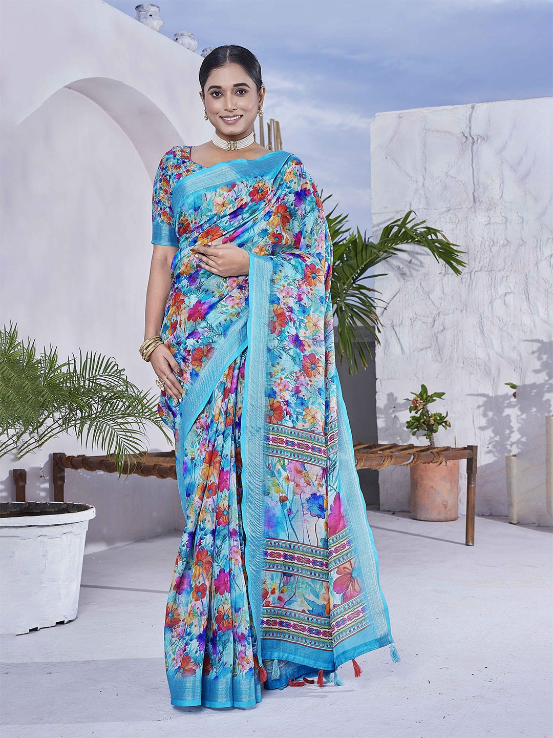 

DIVASTRI Woven Design Floral Printed Zari Baluchari Saree, Blue